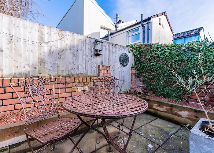 Bright Garden Flat, Private Sauna, Parking Apartmán *