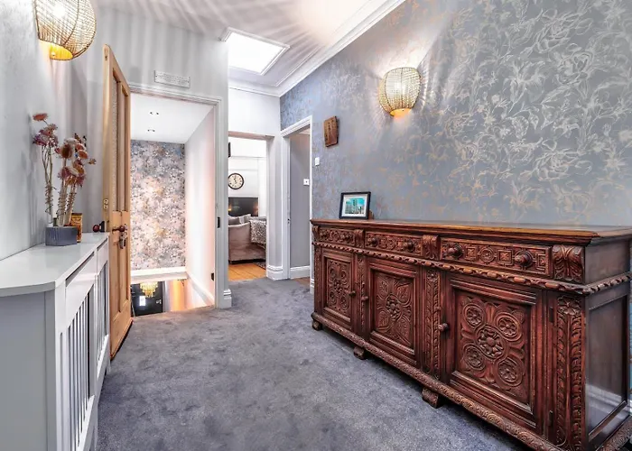 アパート Bright Garden Flat, Private Sauna, Parking