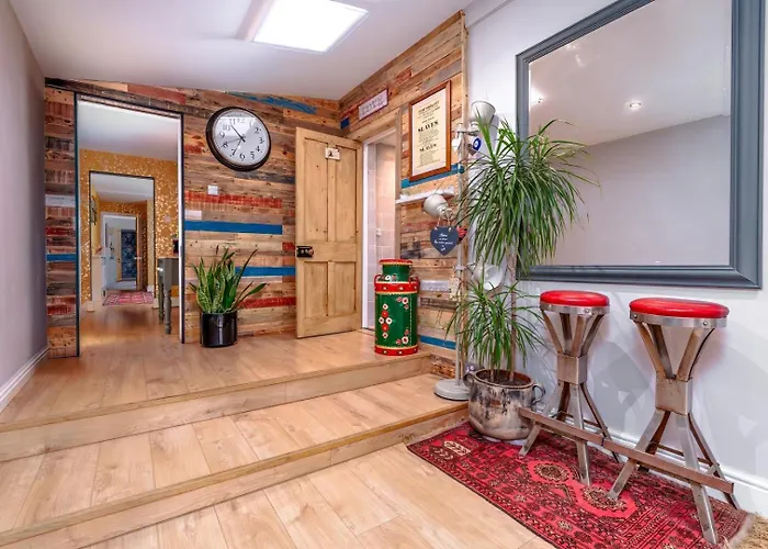 Garden Flat With Private Sauna And Wood Burner